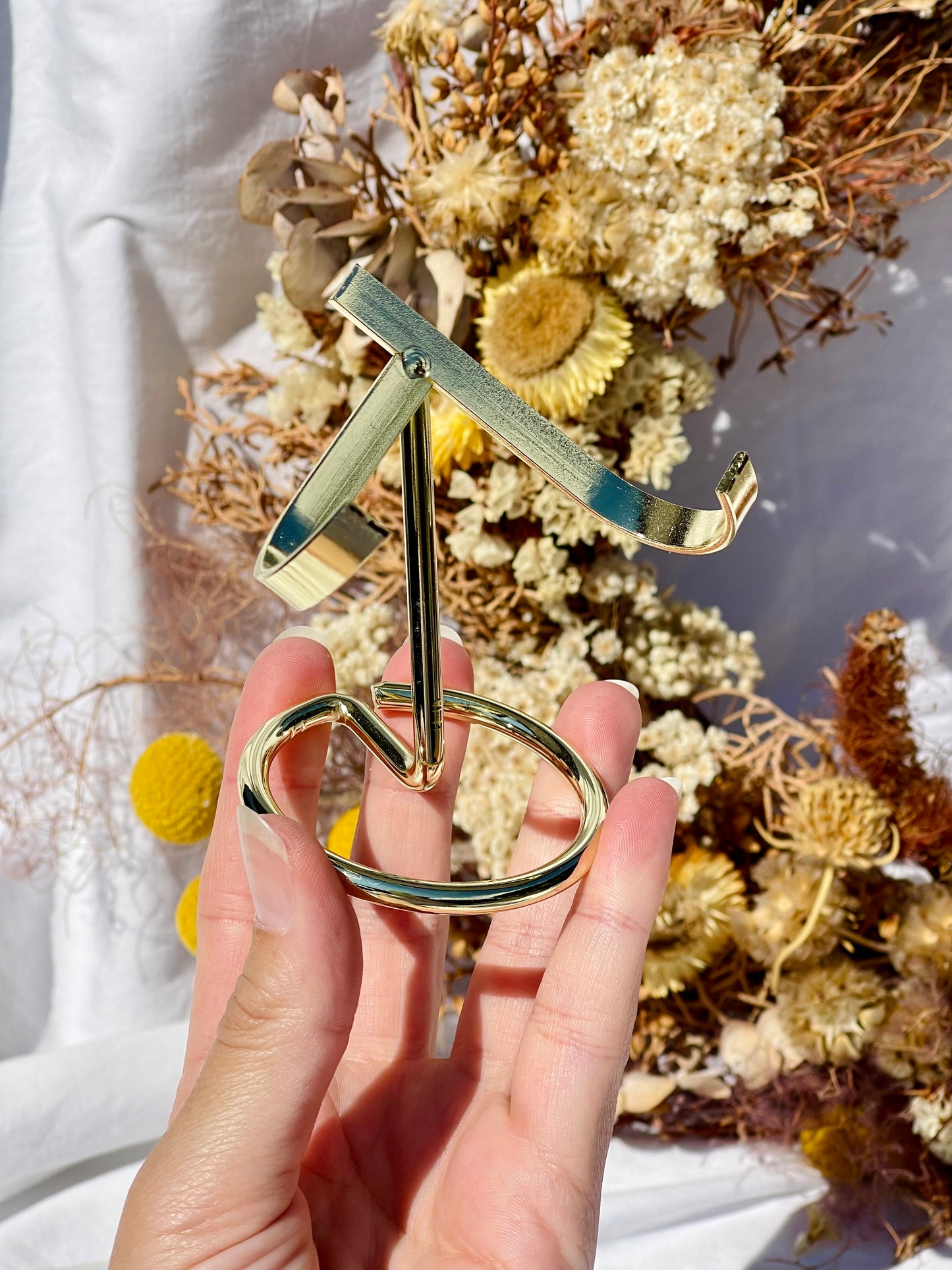 Heart Stand | Medium | Gold