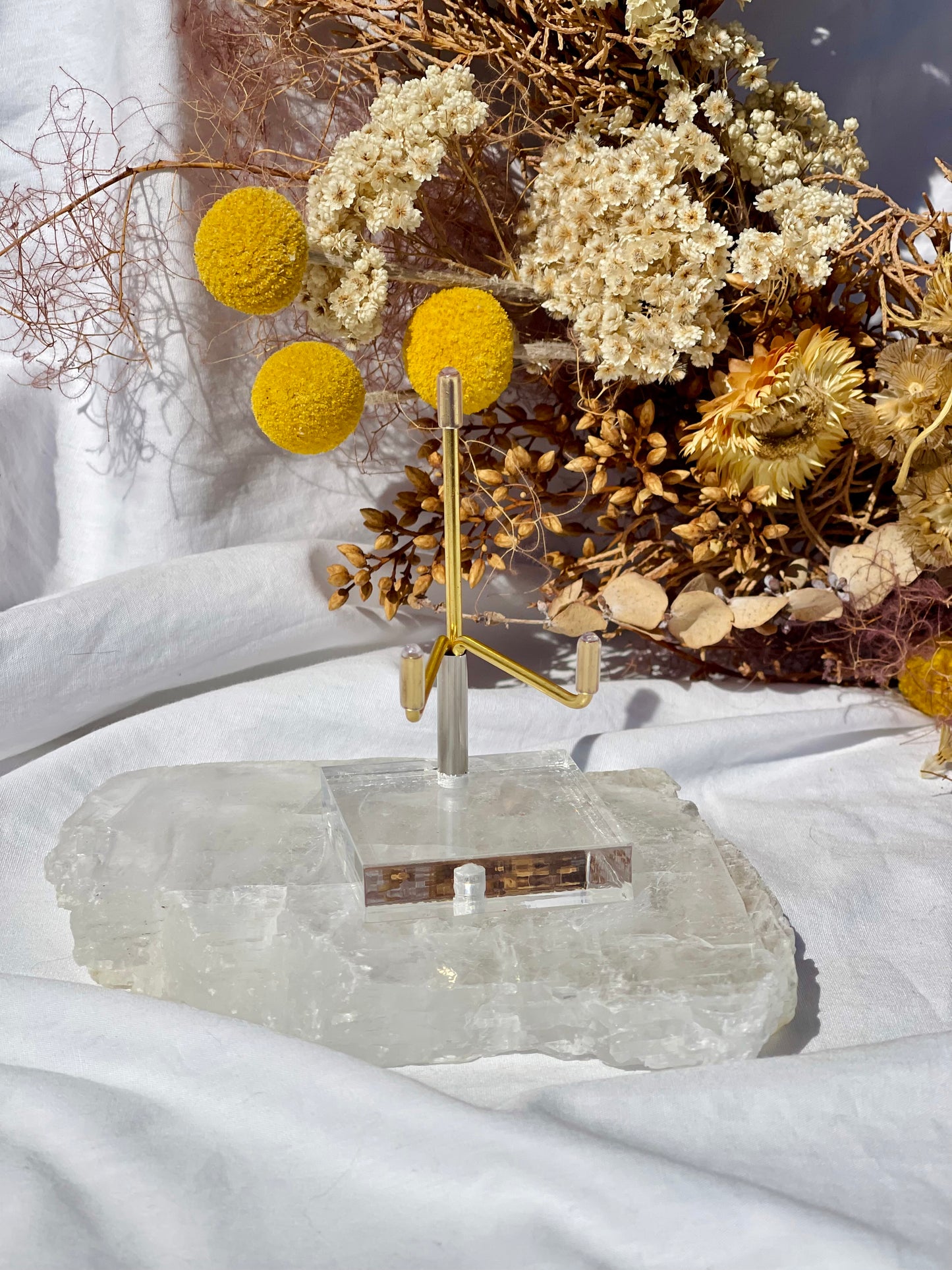 Crystal Stand