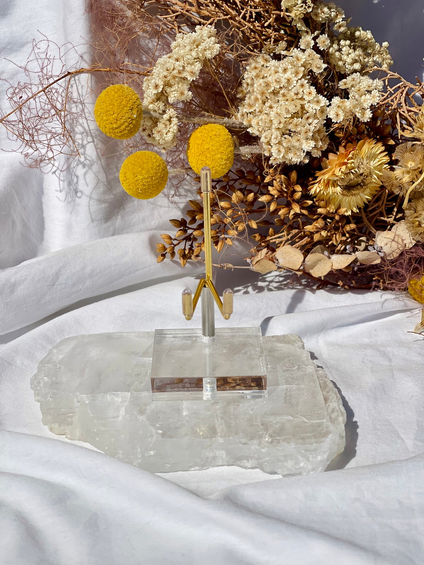 Crystal Stand