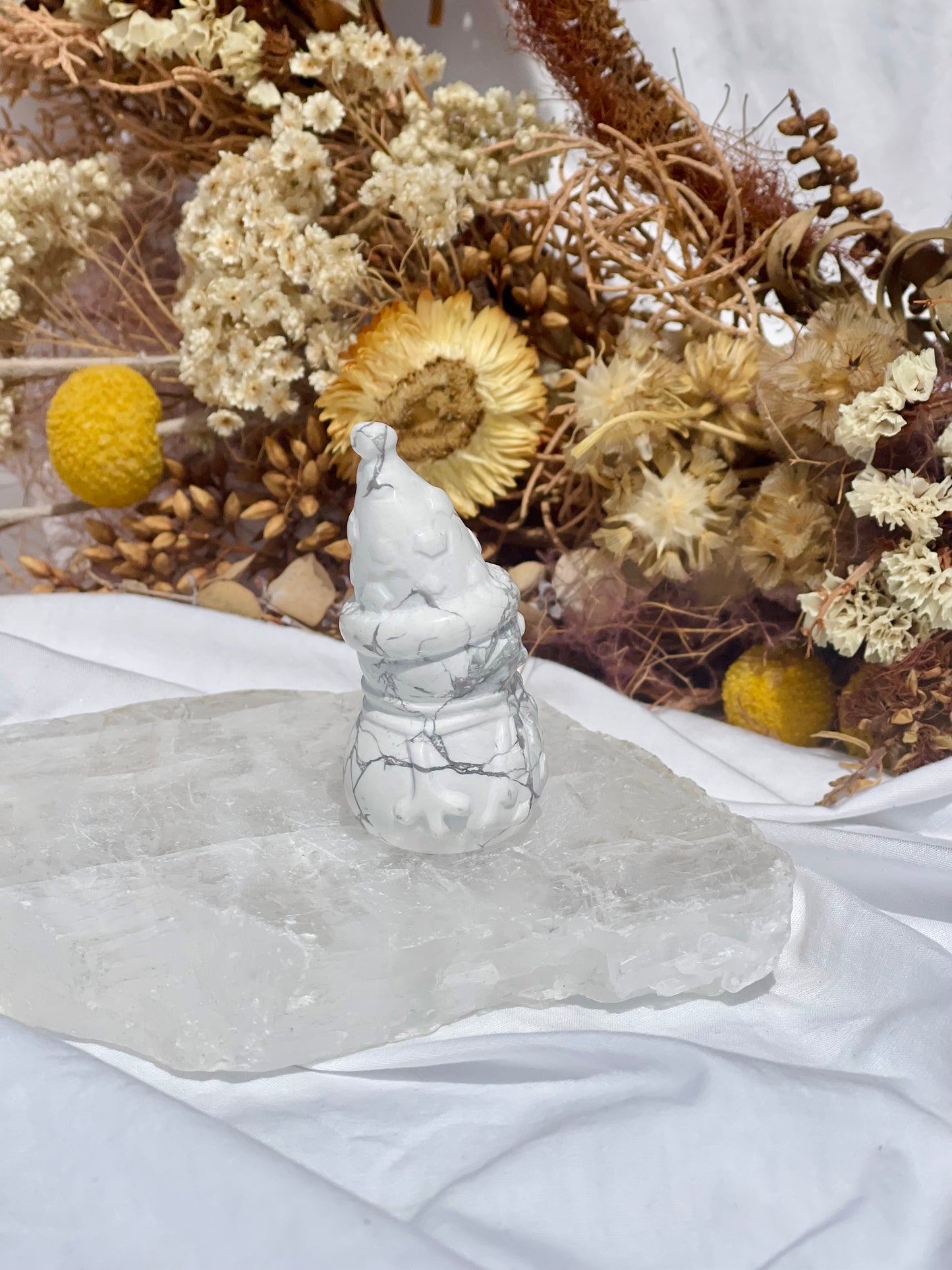 Howlite Snowman