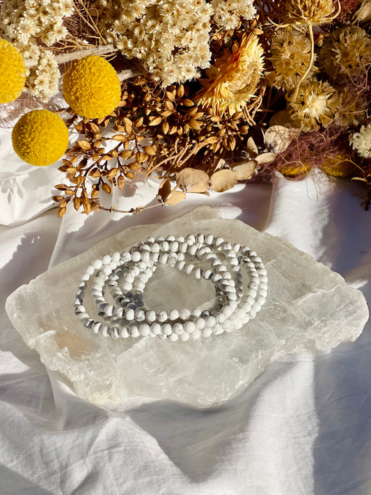 Howlite Bracelet | 4mm
