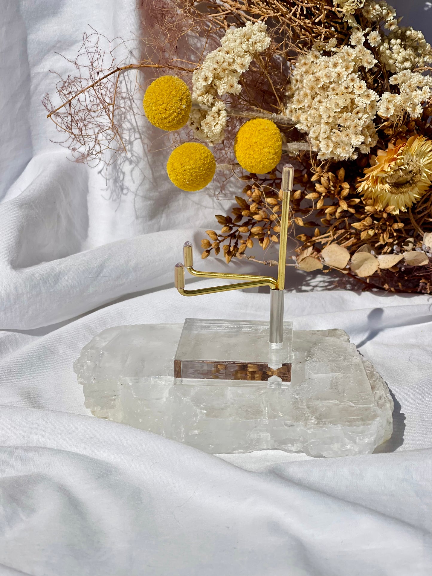 Crystal Stand