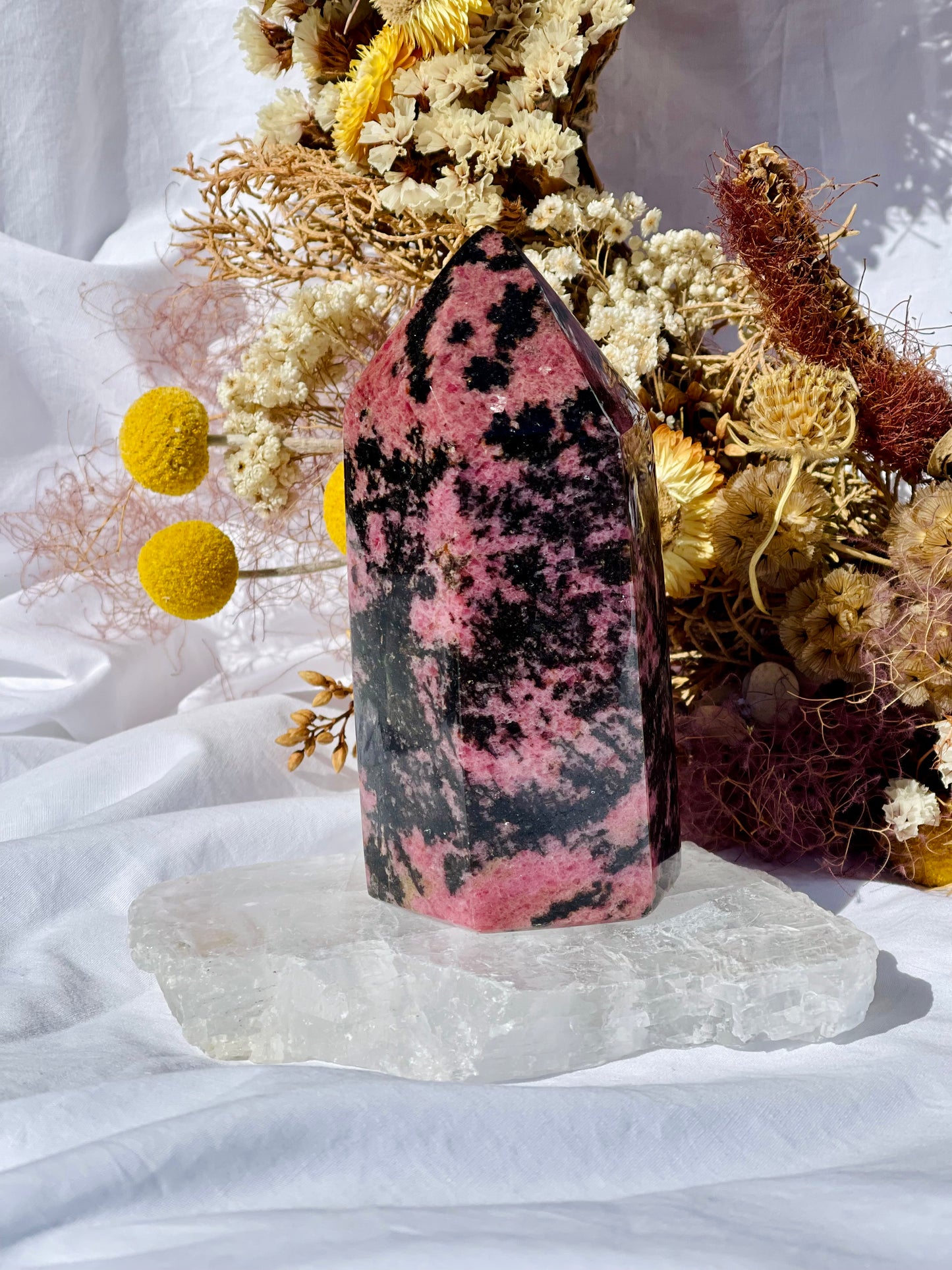 Rhodonite Point