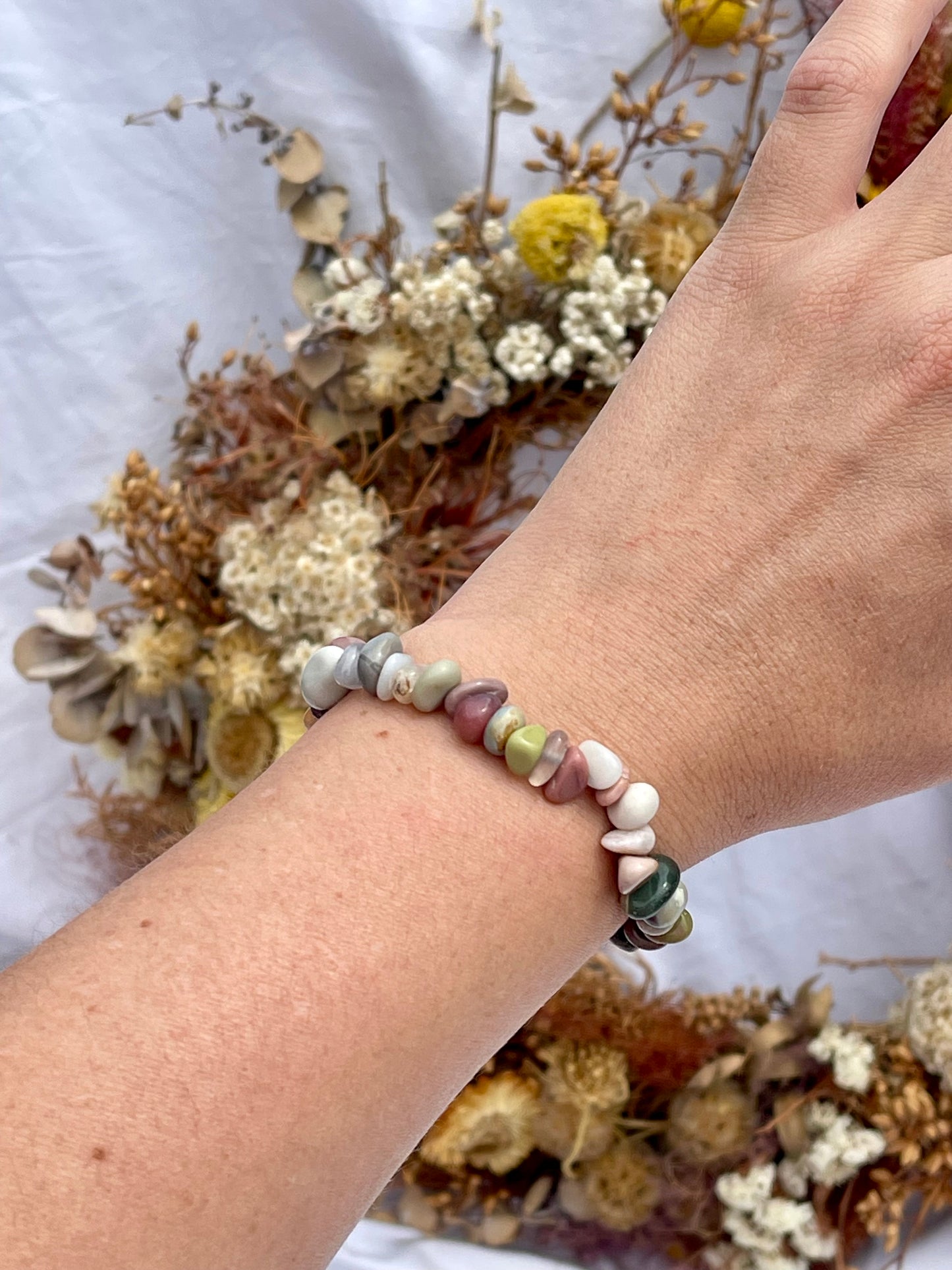 Alashan Agate Chip Bracelet