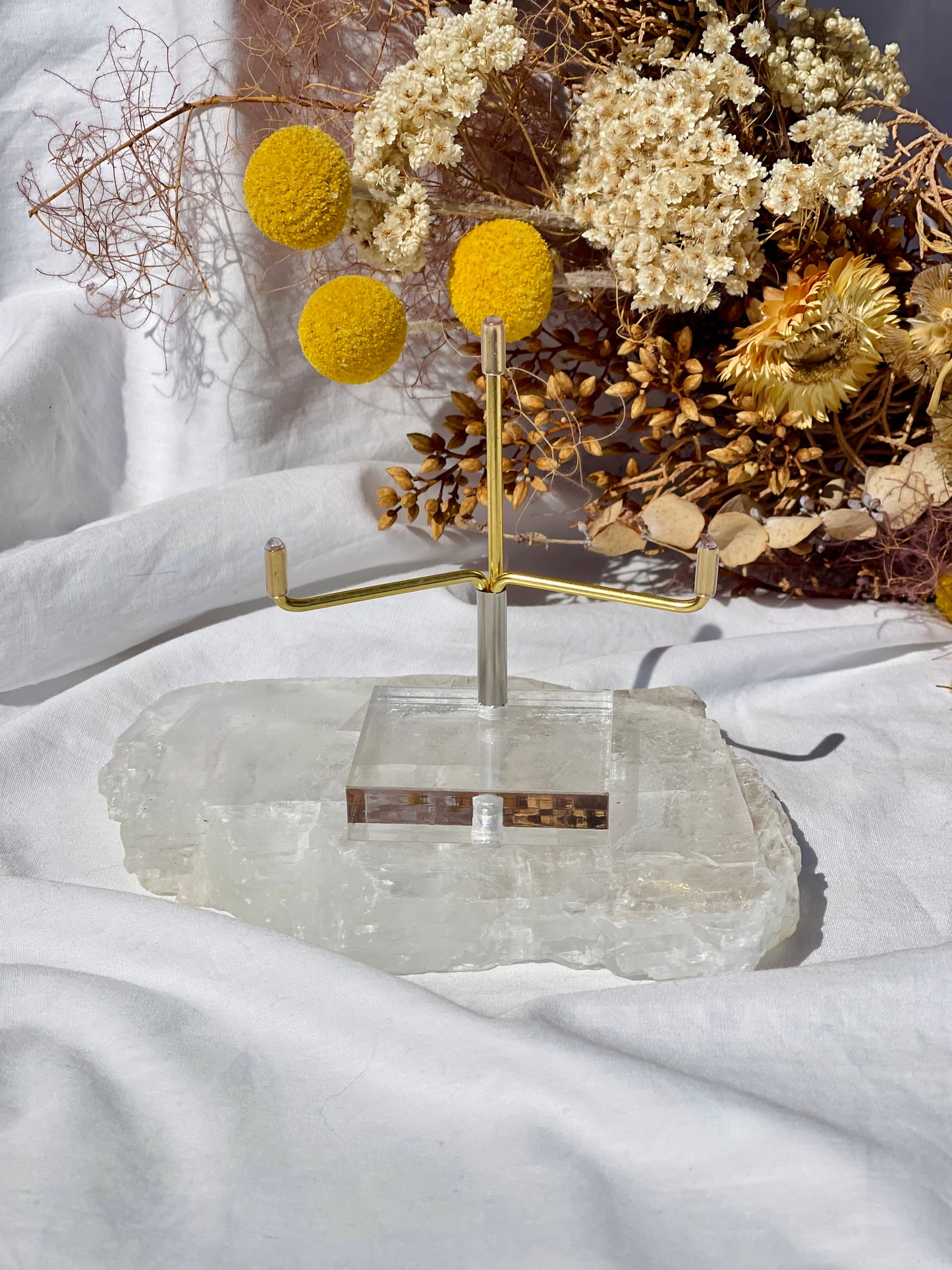 Crystal Stand