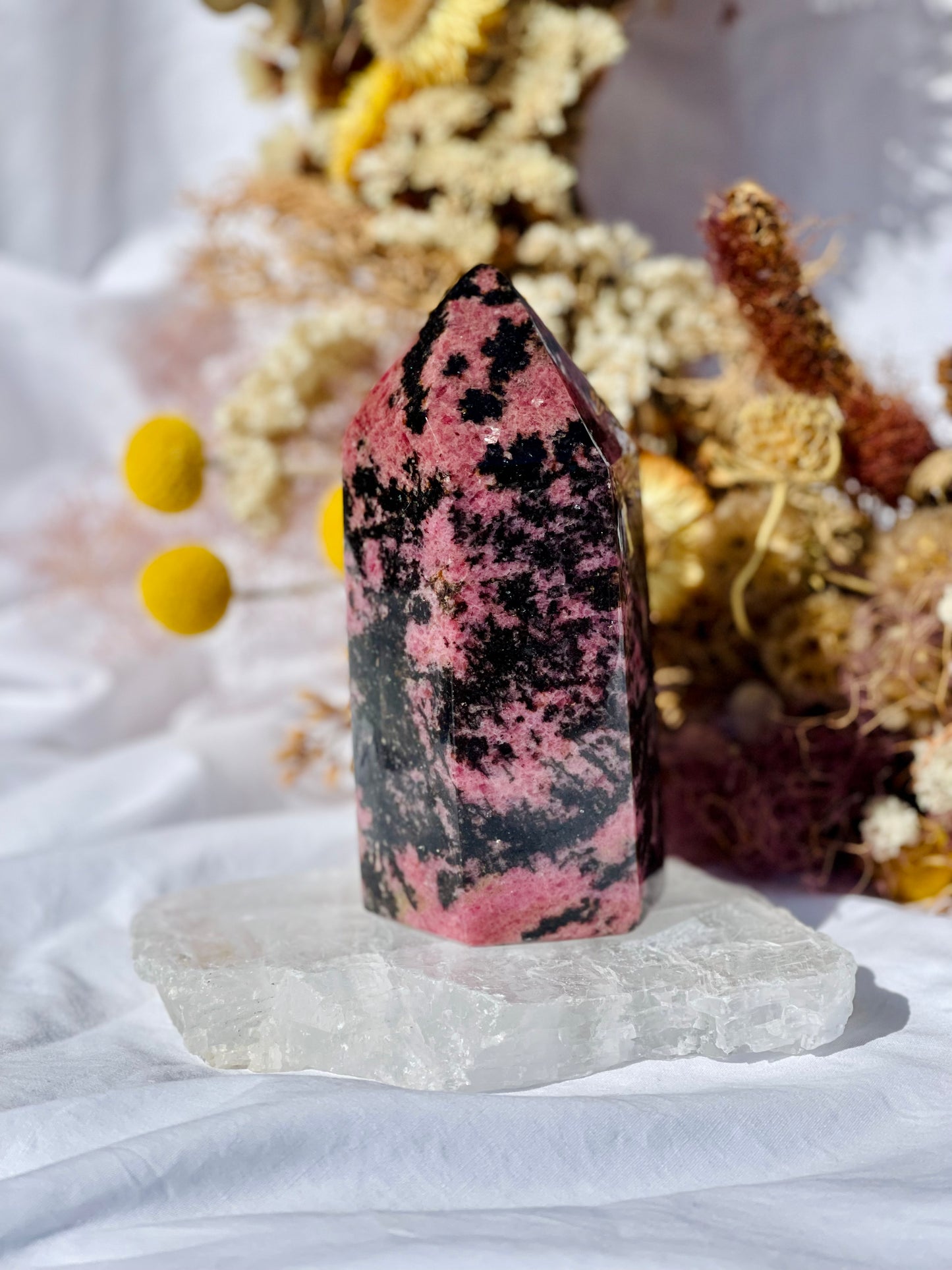 Rhodonite Point