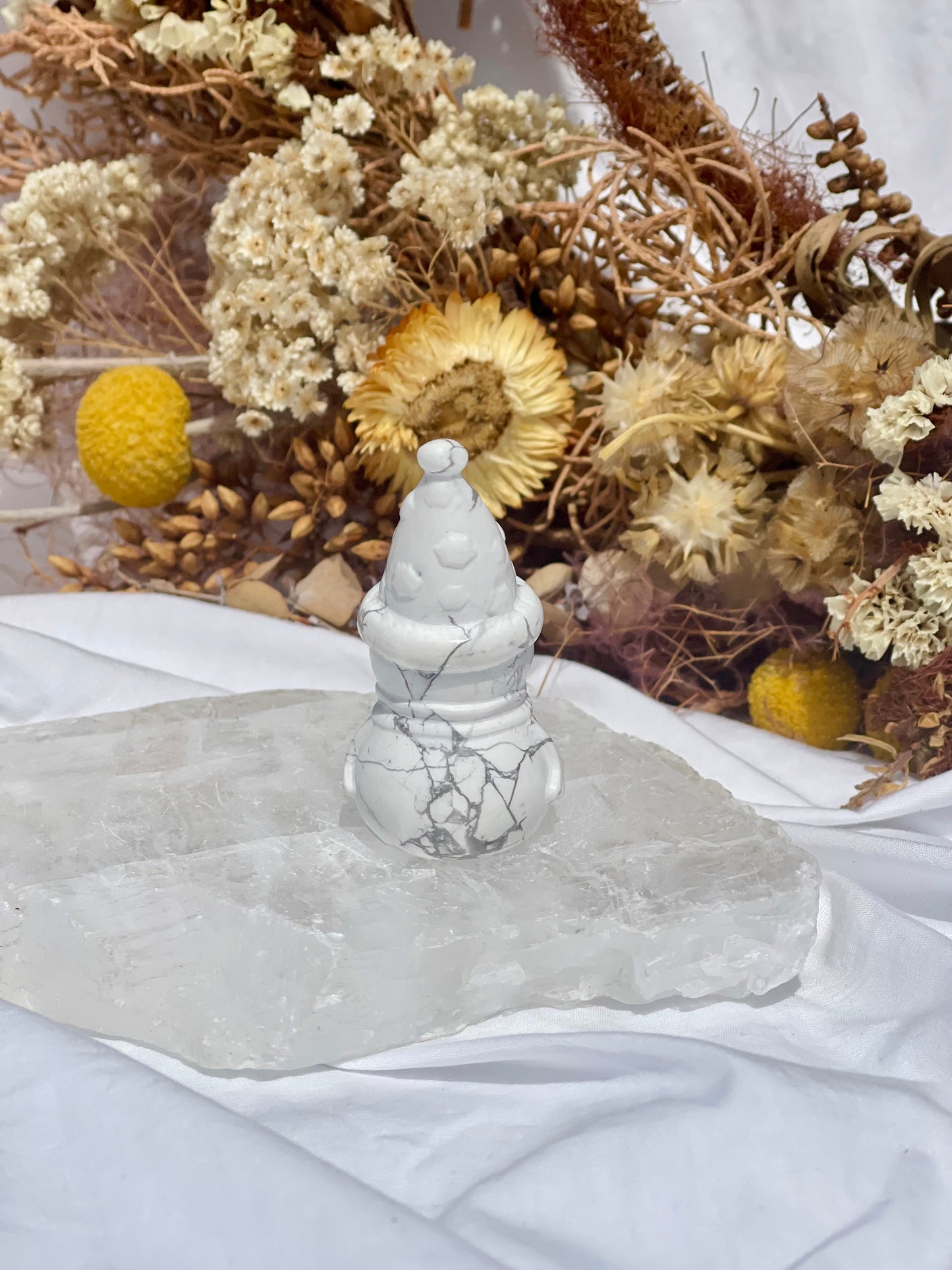 Howlite Snowman
