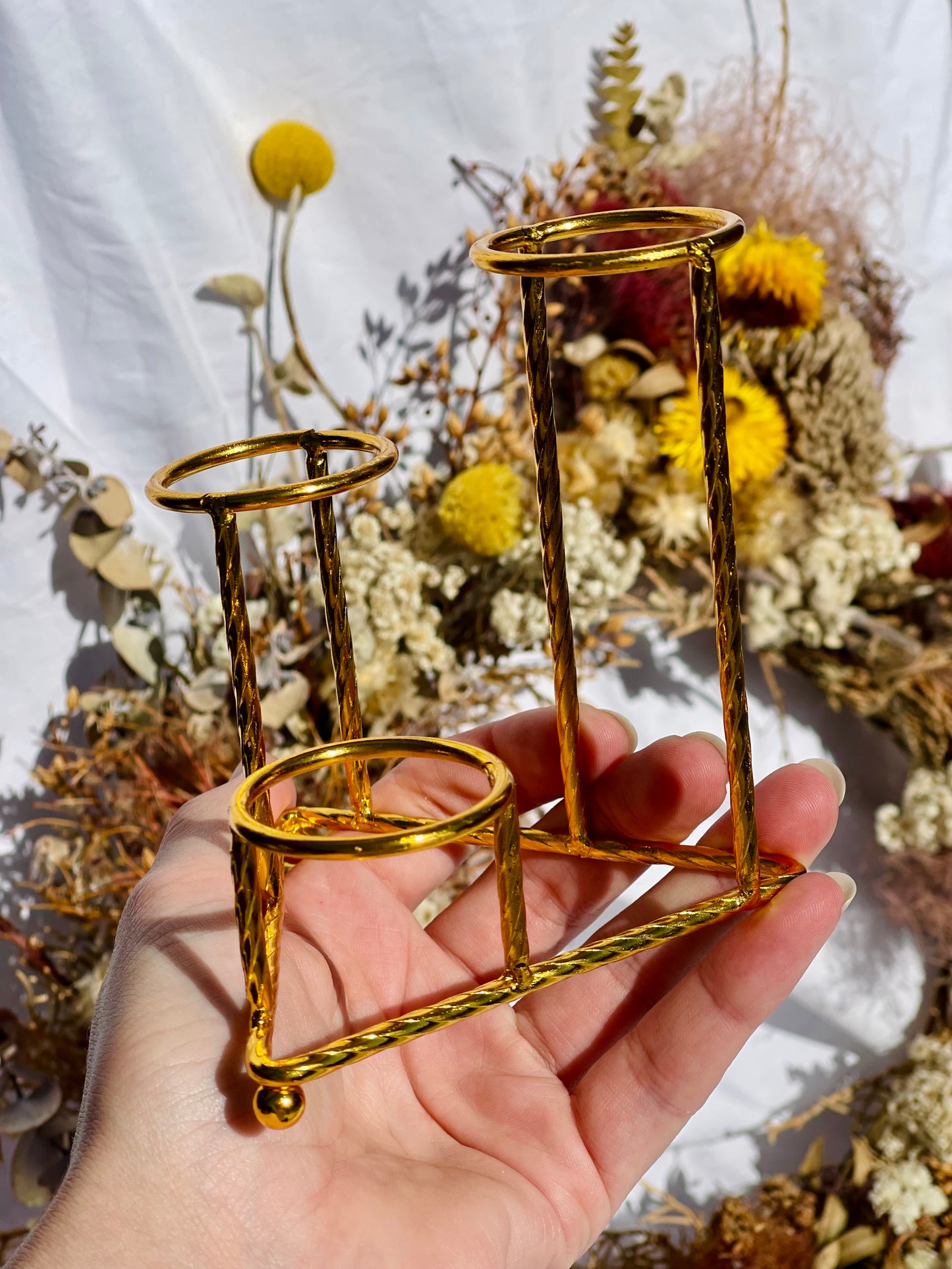 3 Sphere Stand | Twisted Gold