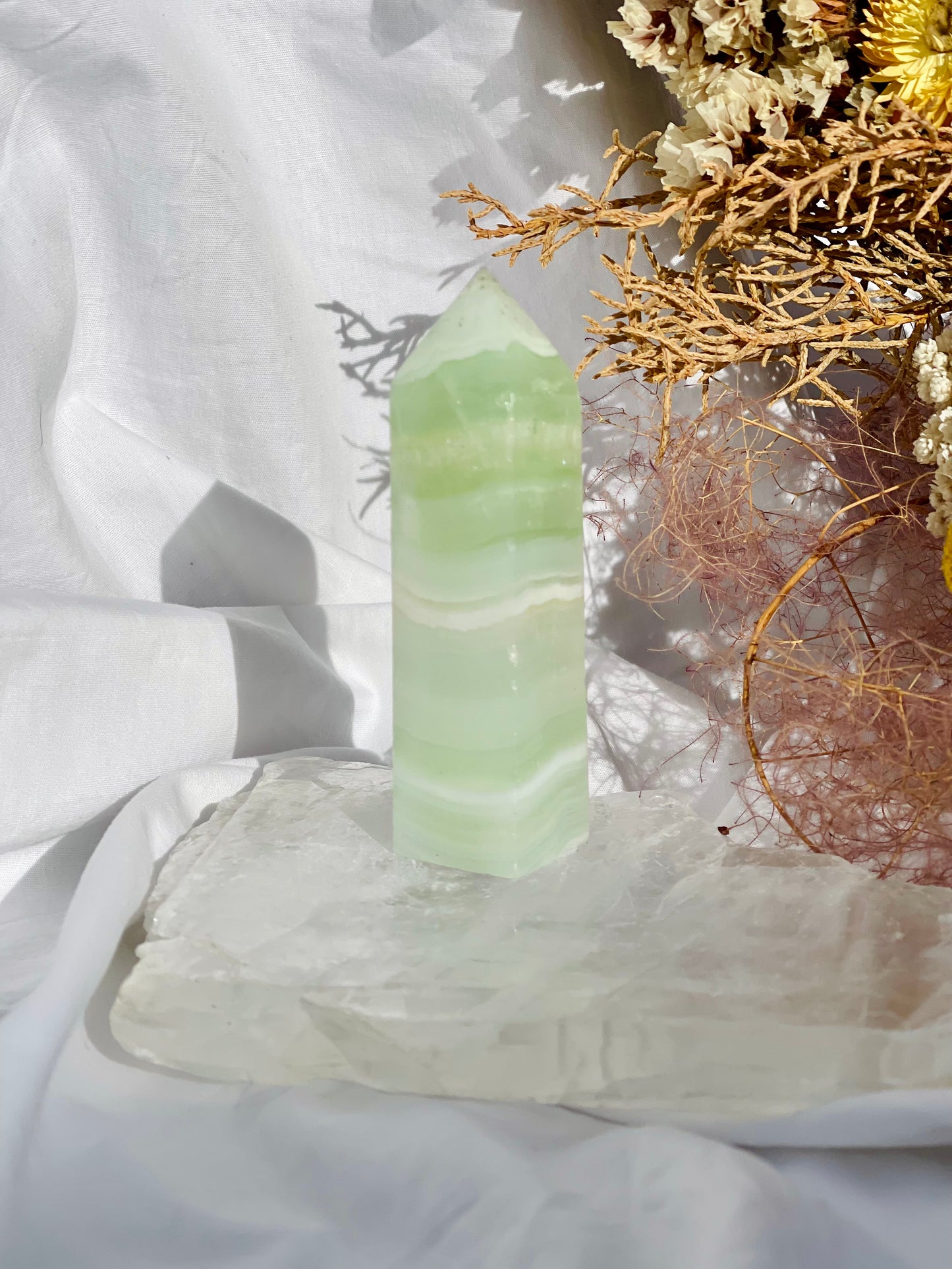 Pistachio Calcite Point A