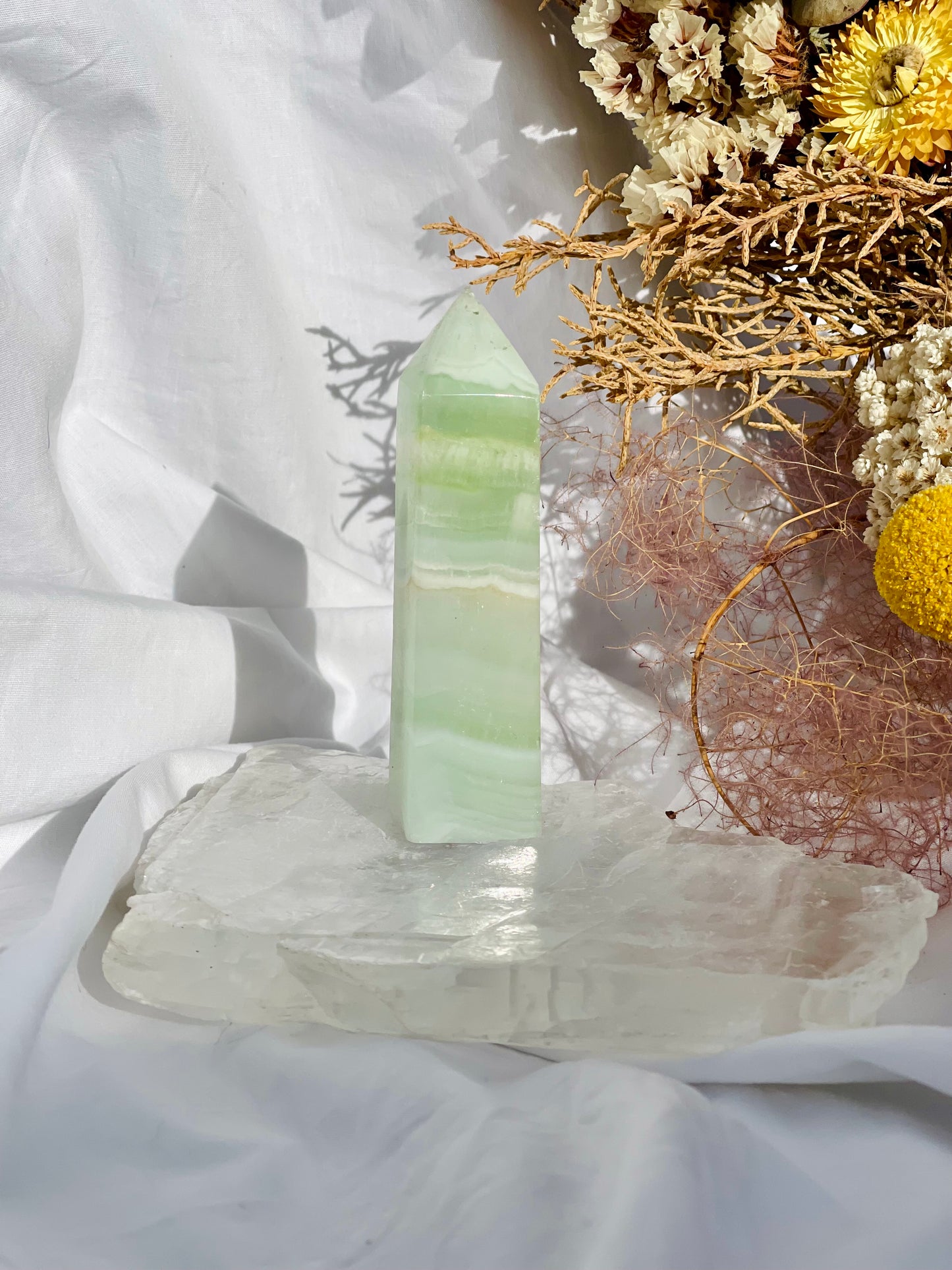 Pistachio Calcite Point A