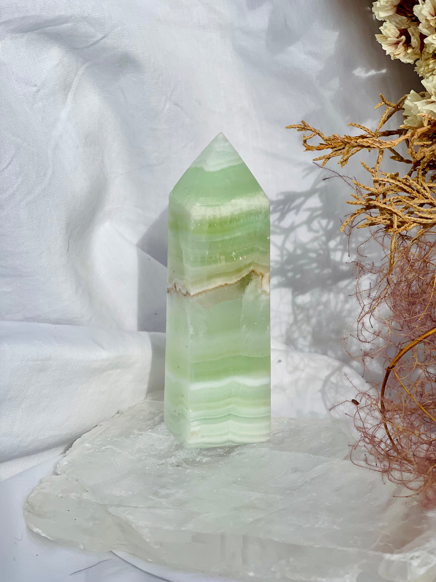 Pistachio Calcite Point C
