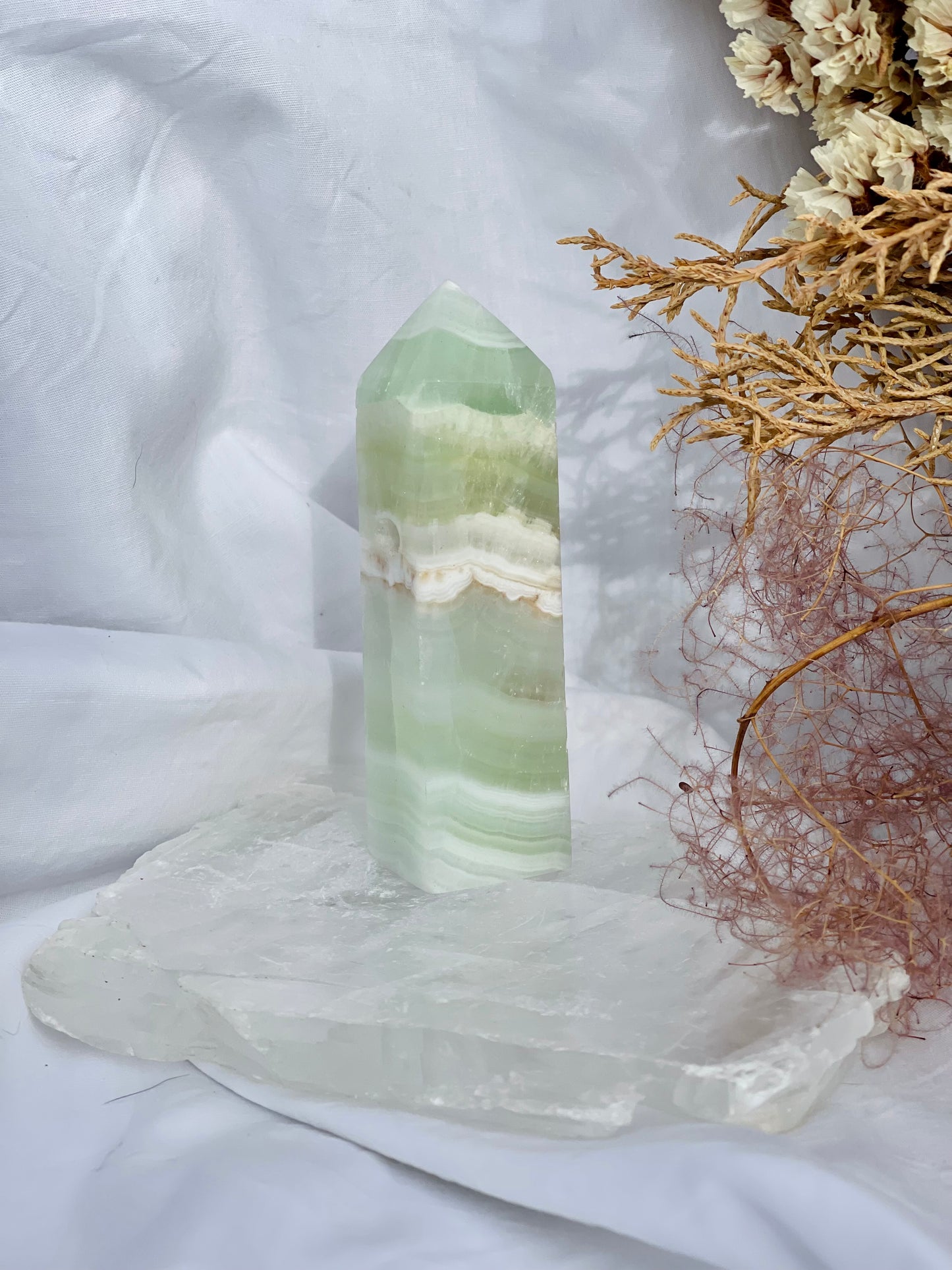 Pistachio Calcite Point D