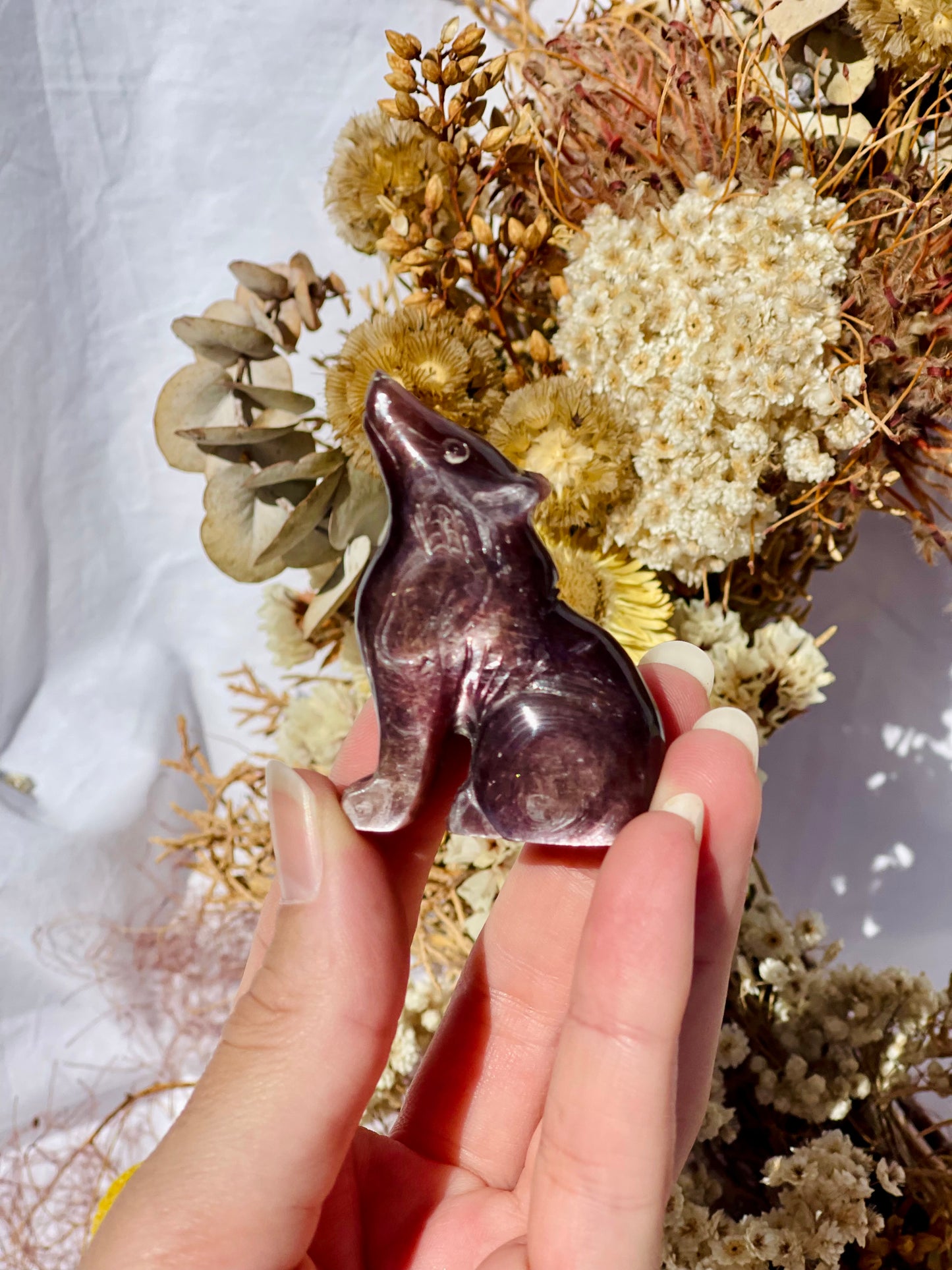 Gem Lepidolite Wolf
