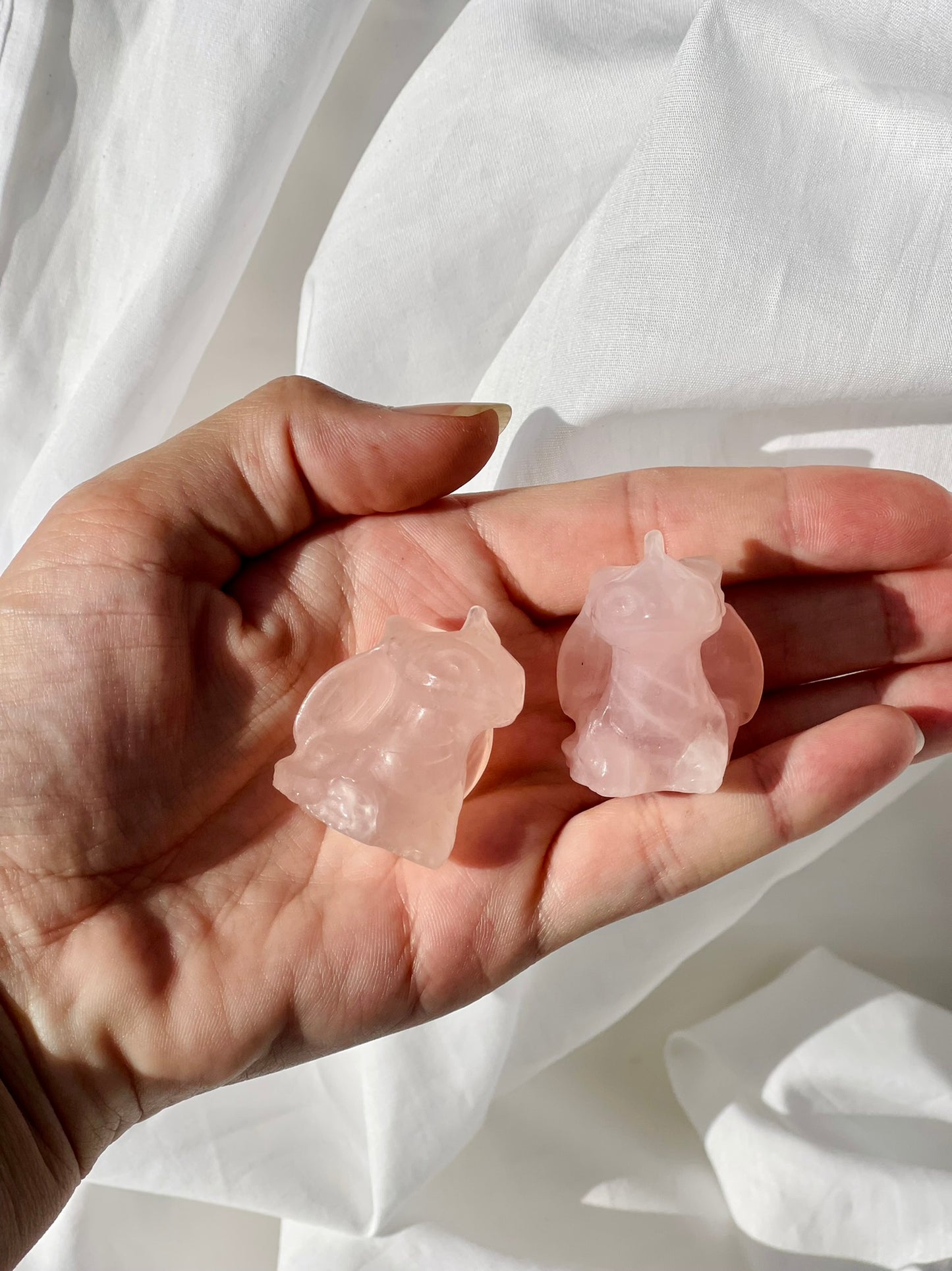 Rose Quartz Mini Toothless Dragon