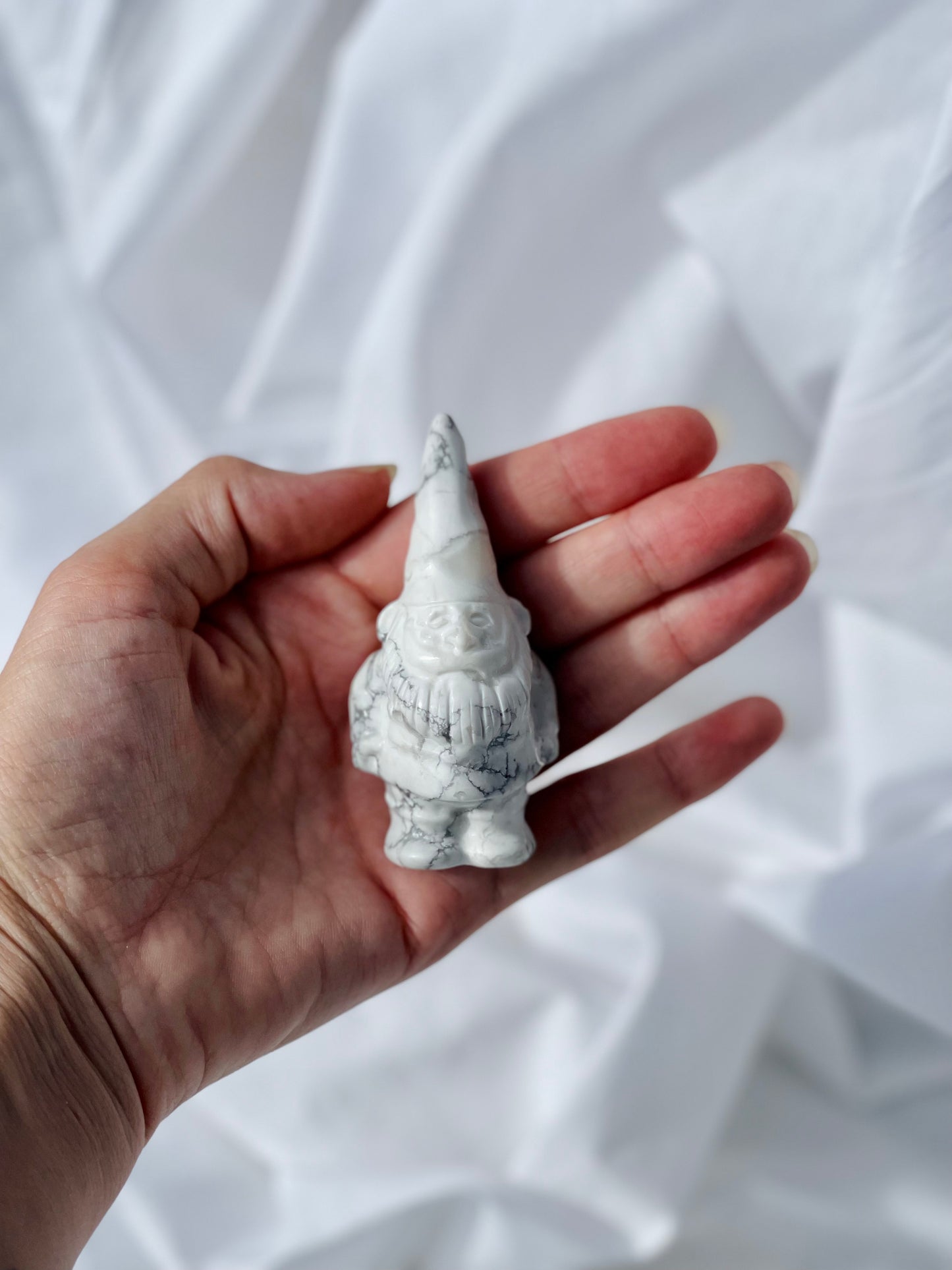 Howlite Gnome