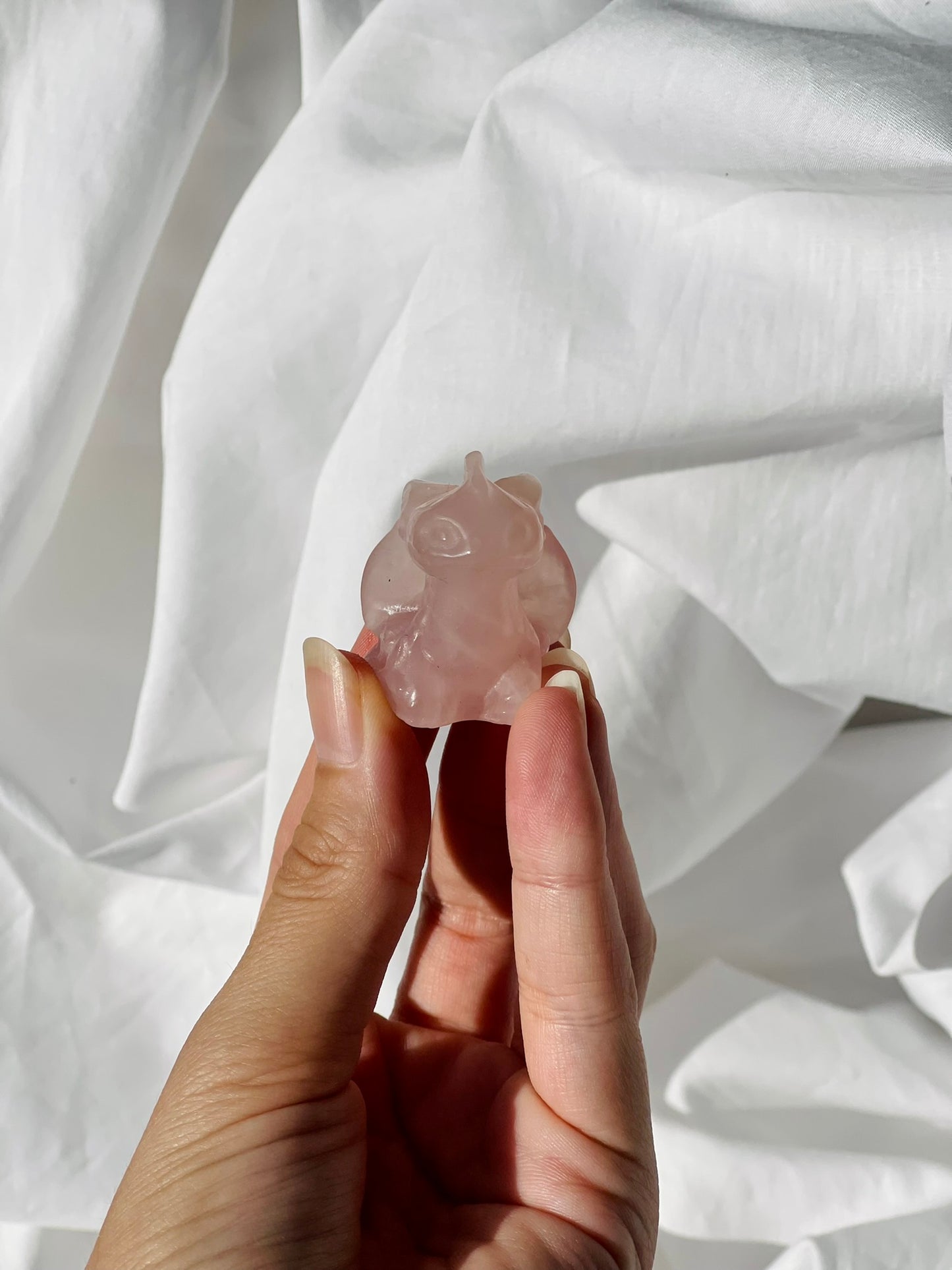 Rose Quartz Mini Toothless Dragon