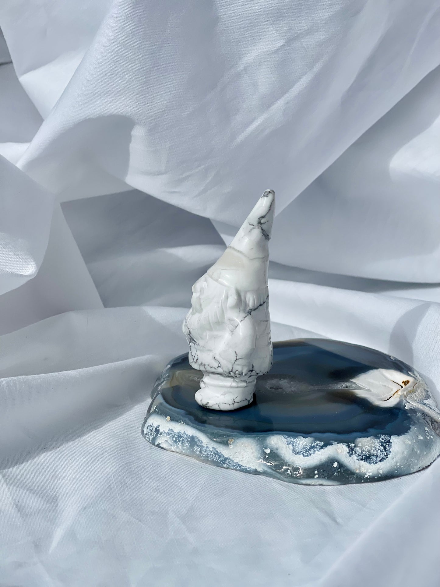 Howlite Gnome