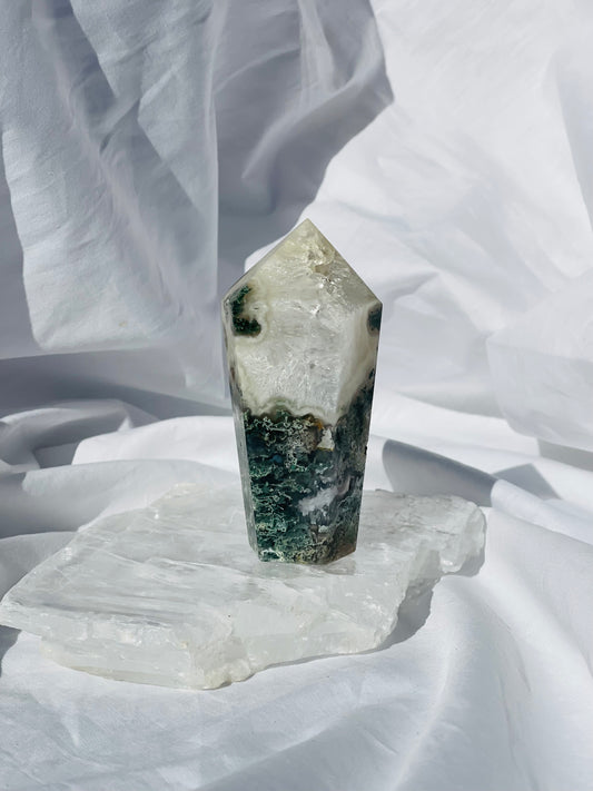 Green Moss Agate Point