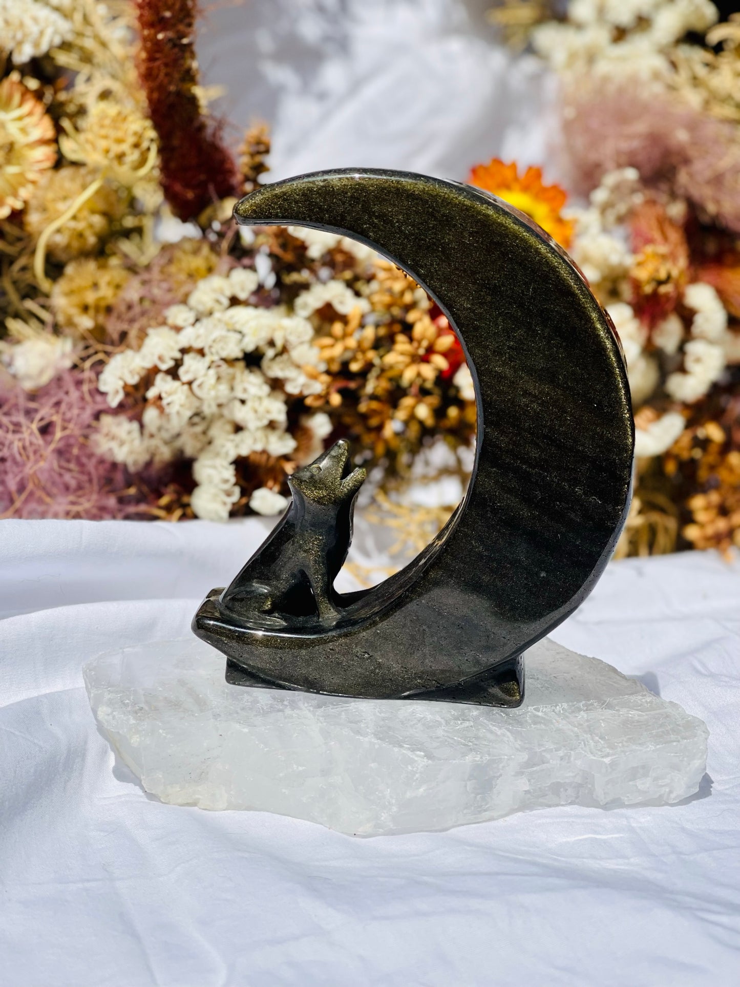 Golden Sheen Obsidian Moon/Wolf