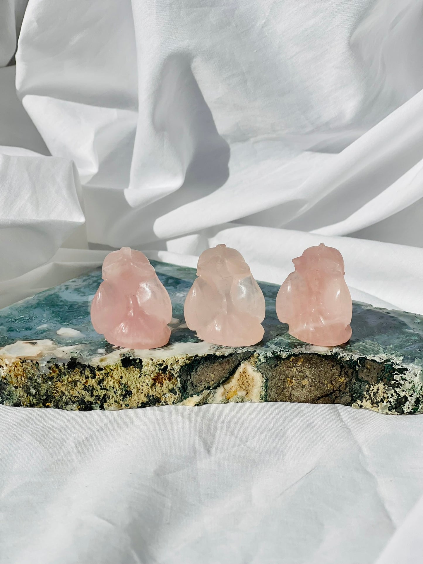 Rose Quartz Mini Toothless Dragon