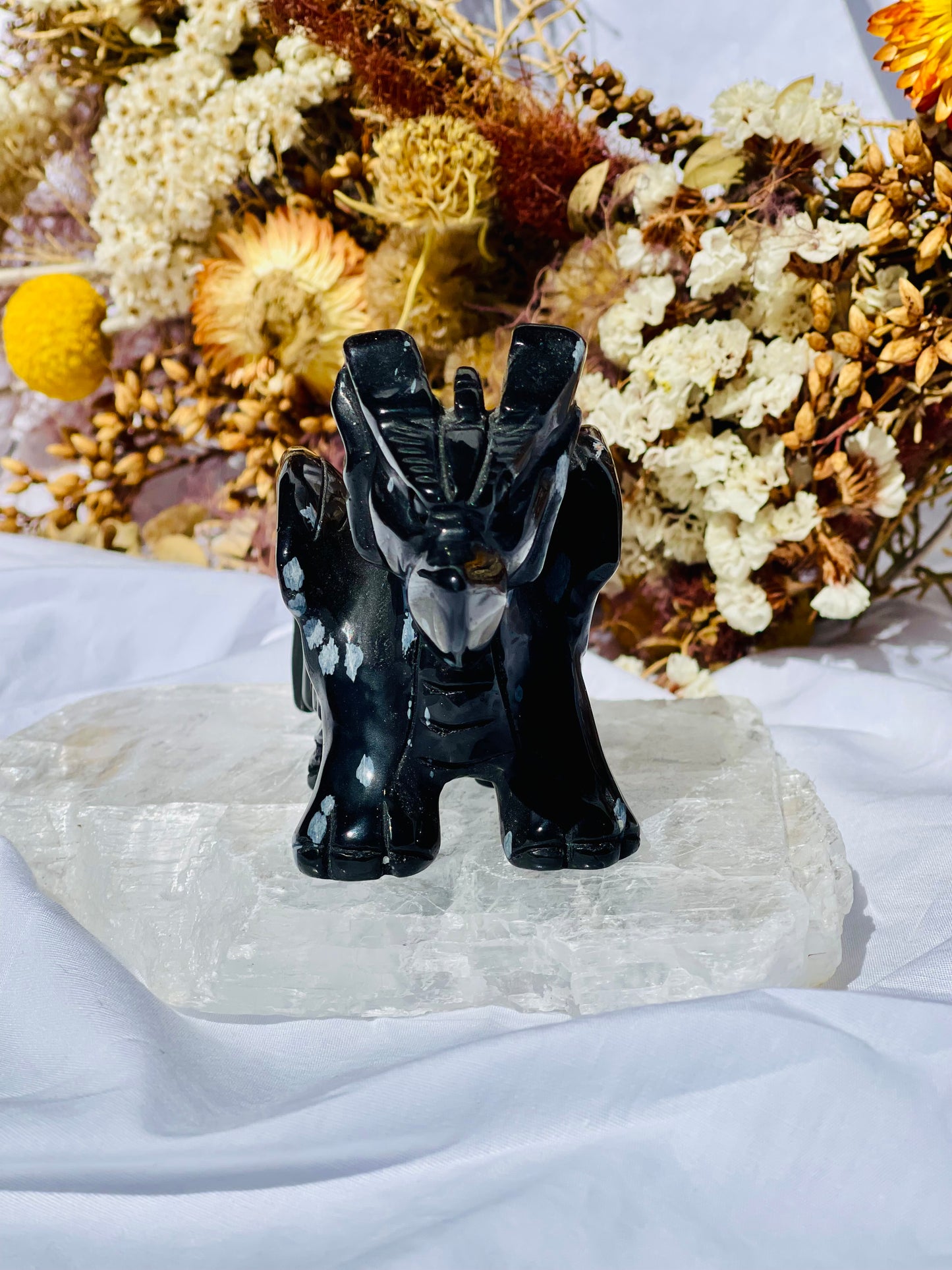 Snowflake Obsidian Flying Dragon