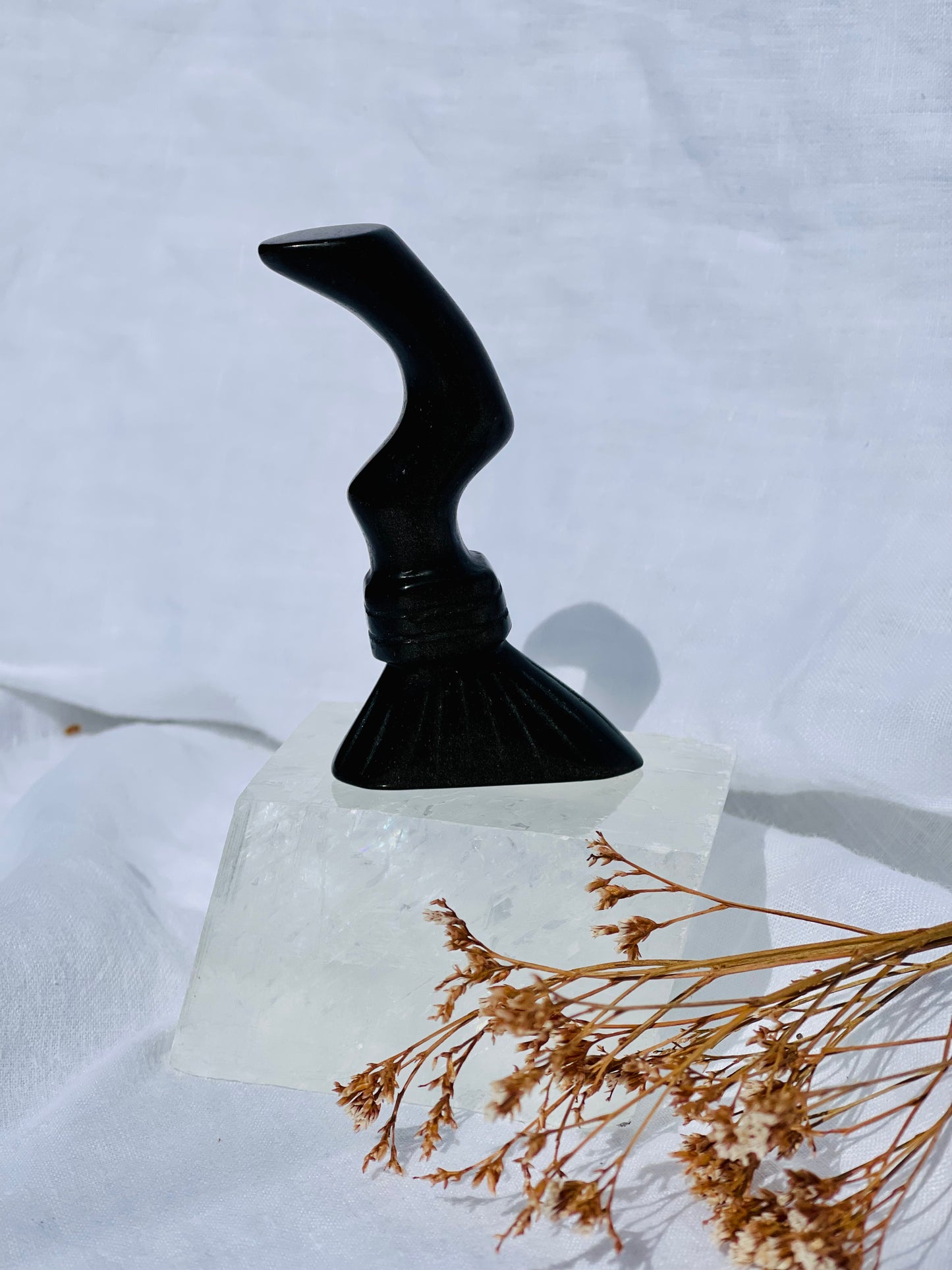 Golden Sheen Obsidian Witch Broom