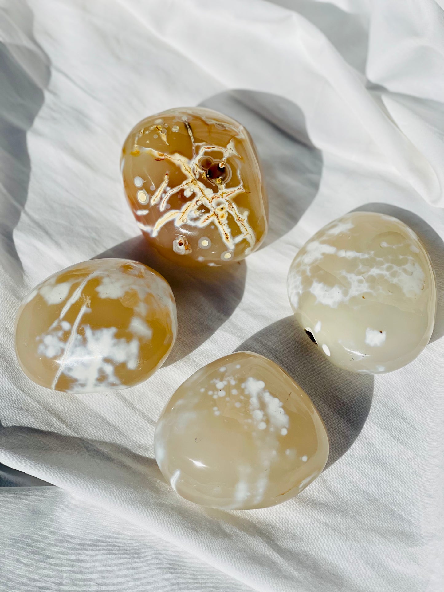 Pale Orca Agate Palm Stones