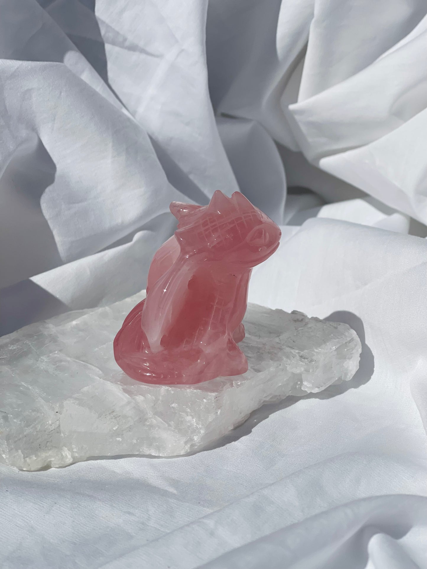 Rose Quartz Toothless Dragon