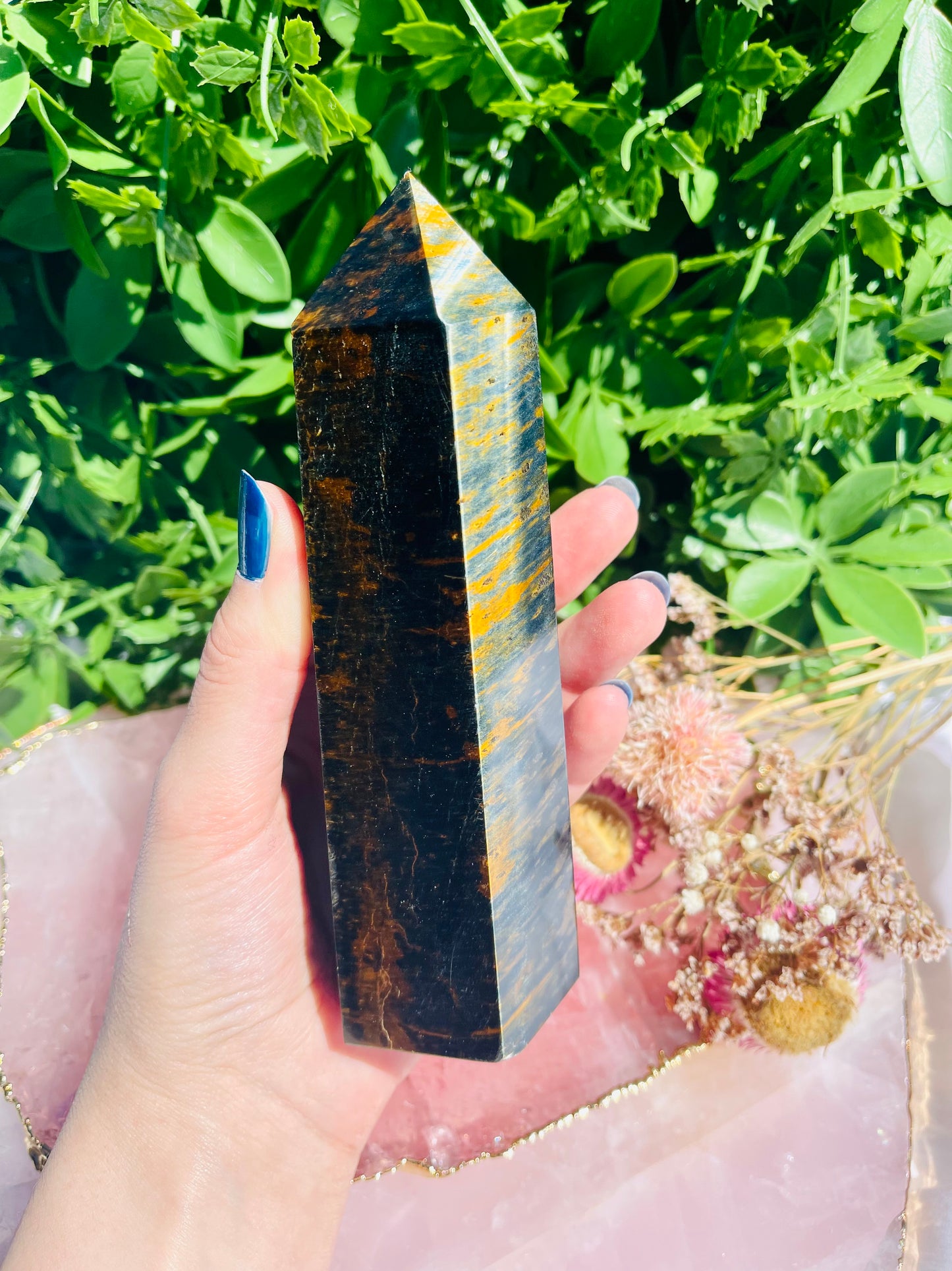 Blue Tiger Eye Point