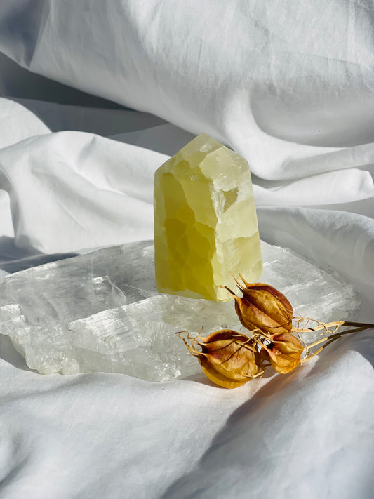 Lemon Calcite Point
