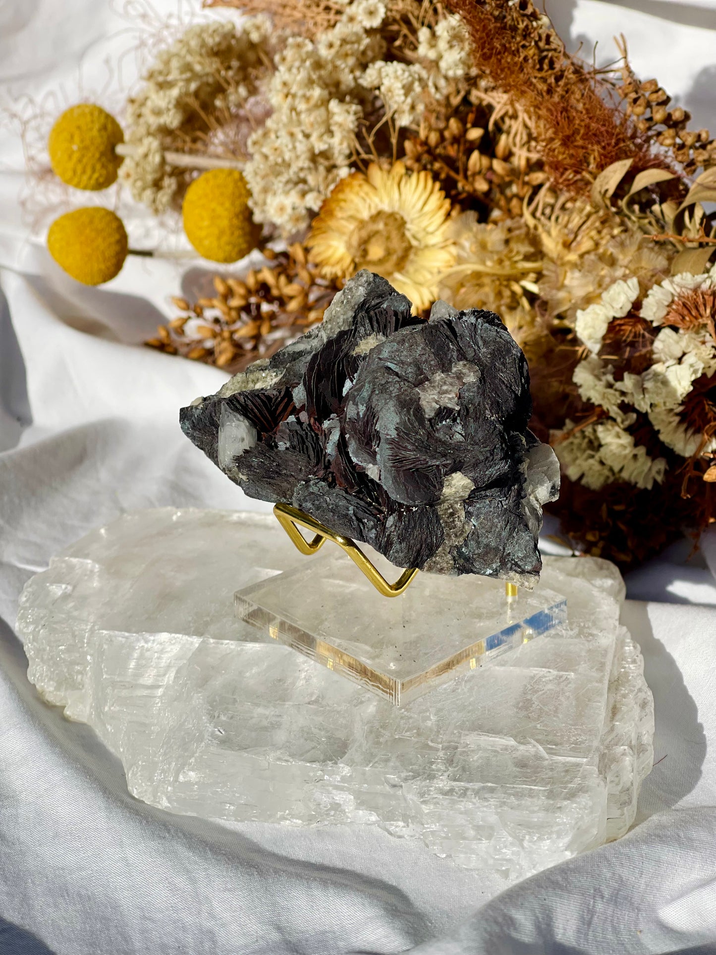 Black Rose Specularite With Quartz #1