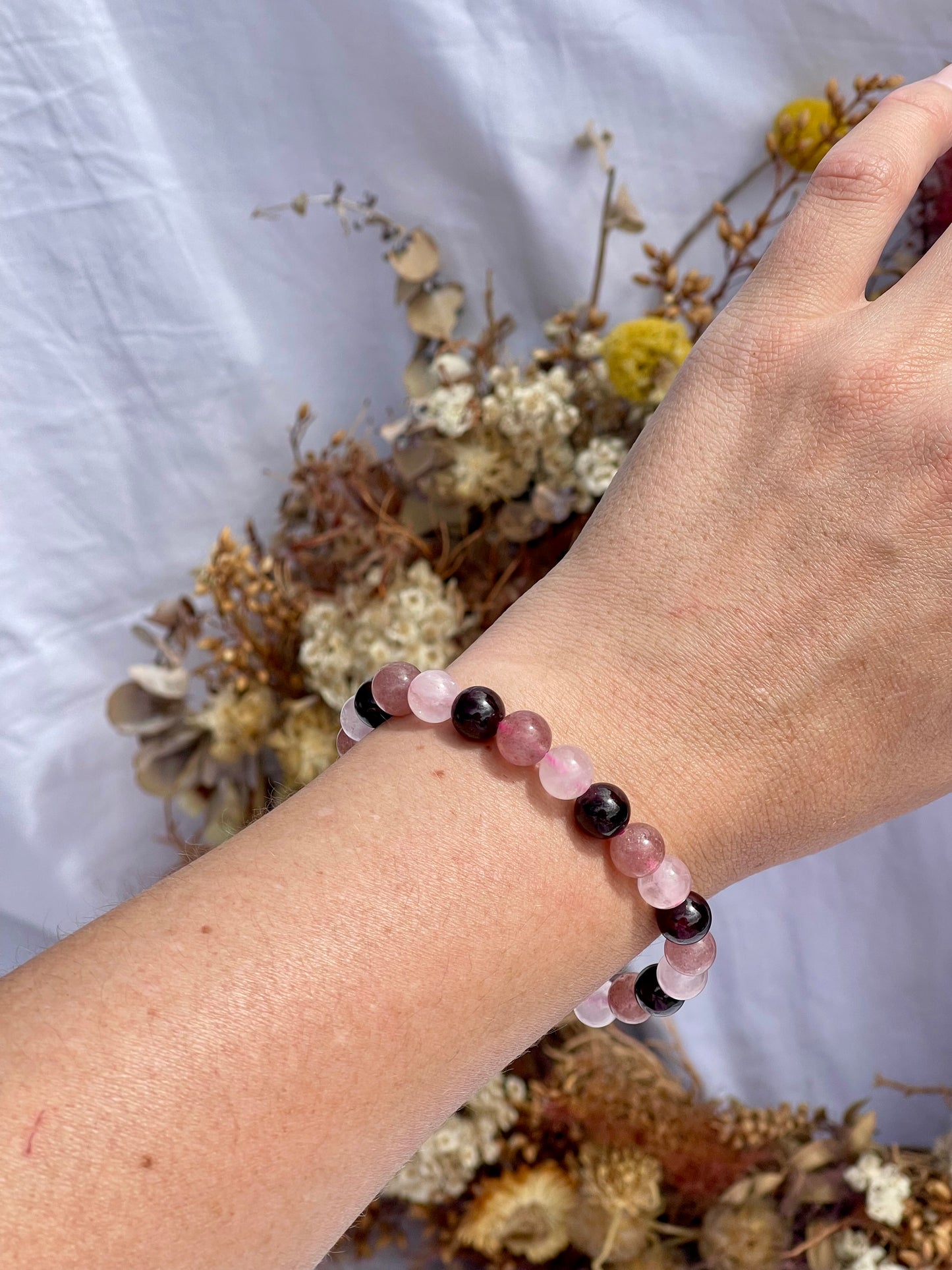 Mixed Bracelet | Garnet, Strawberry Quartz, Rose Quartz