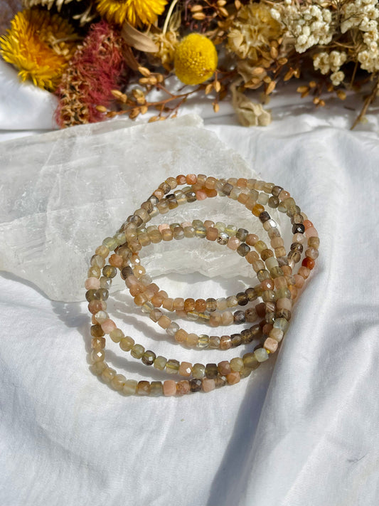 Mixed Moonstone Facet Bracelet