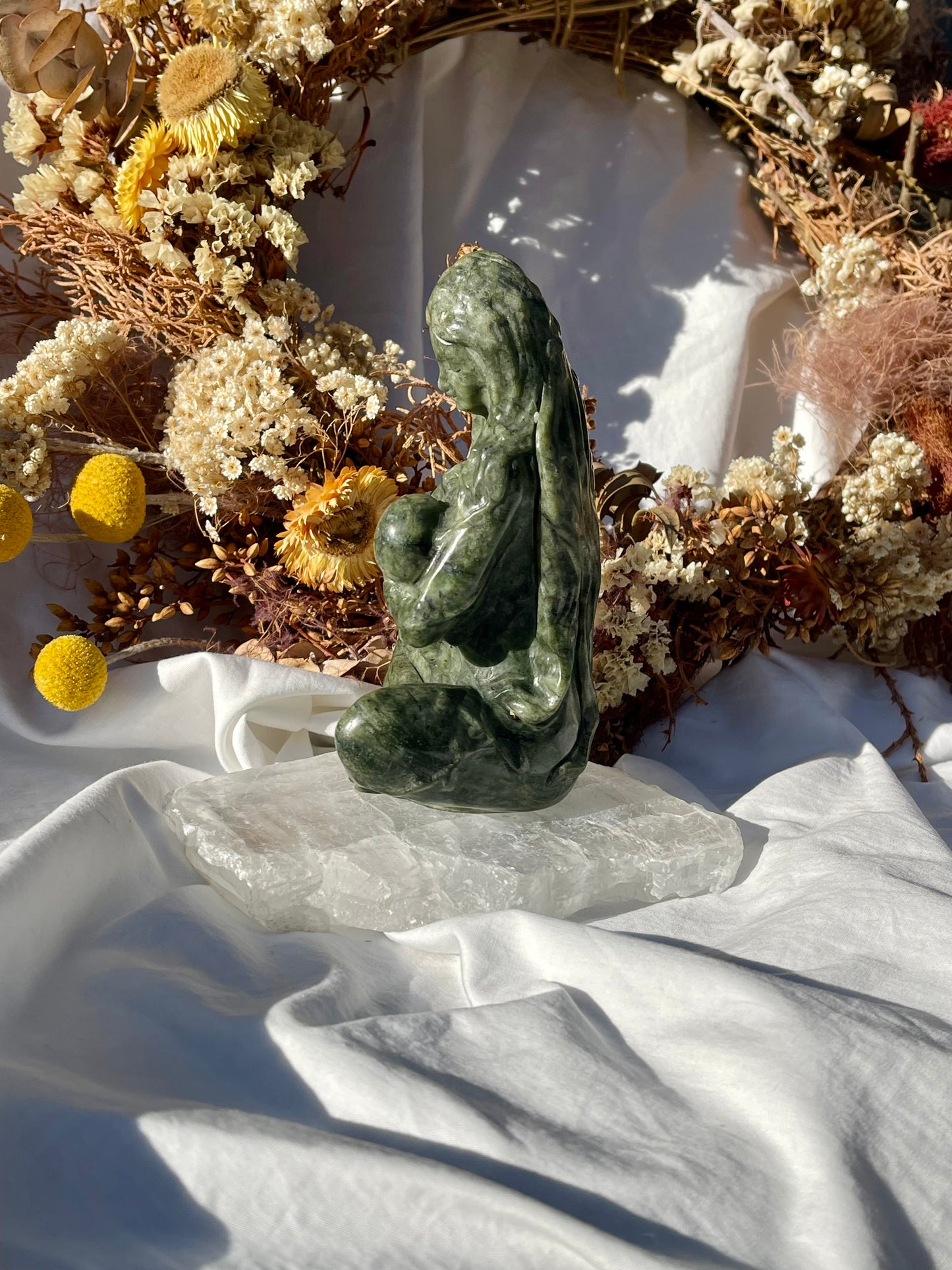 Green Jade Mother With Baby