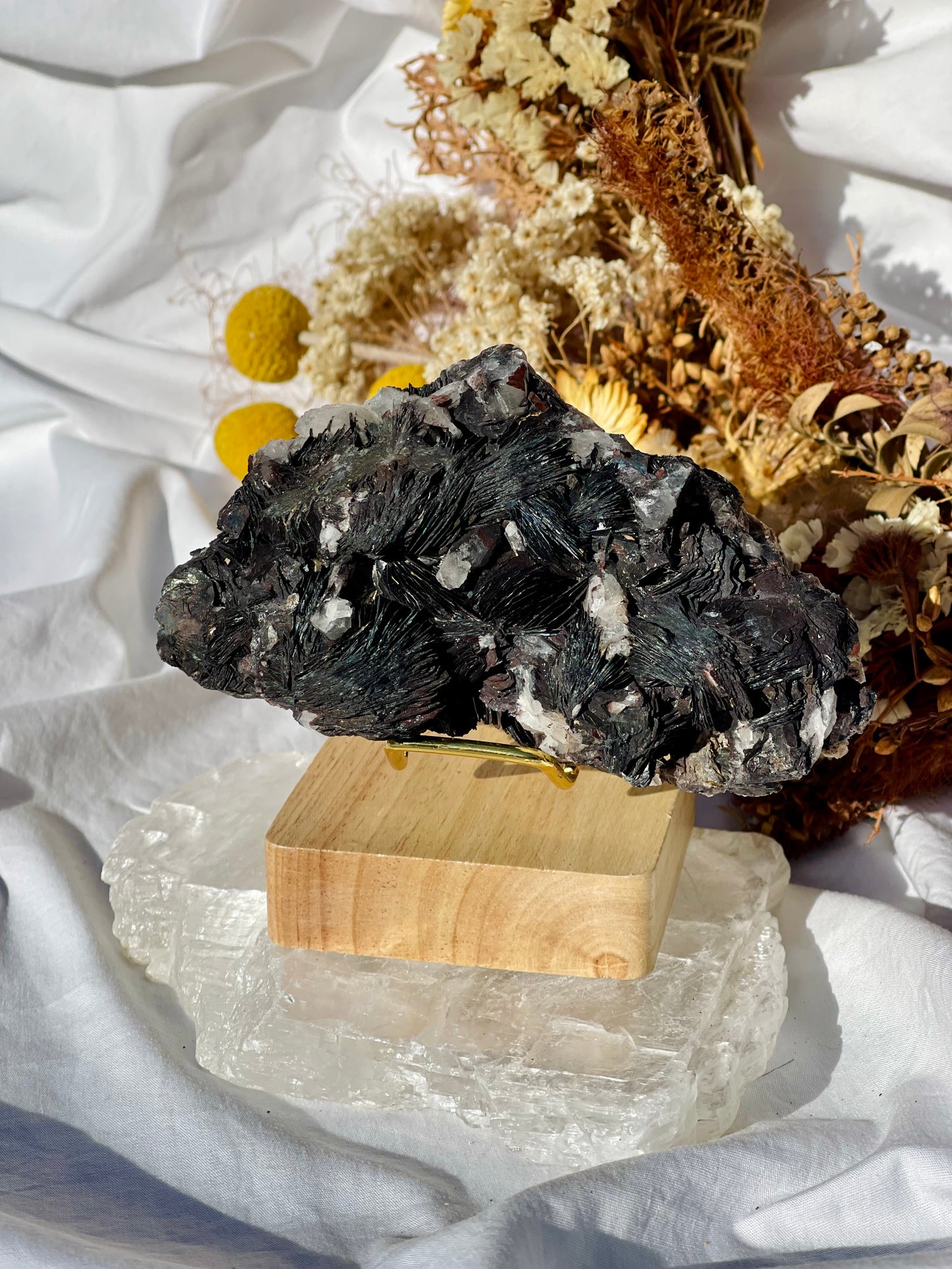 Black Rose Specularite With Quartz #2