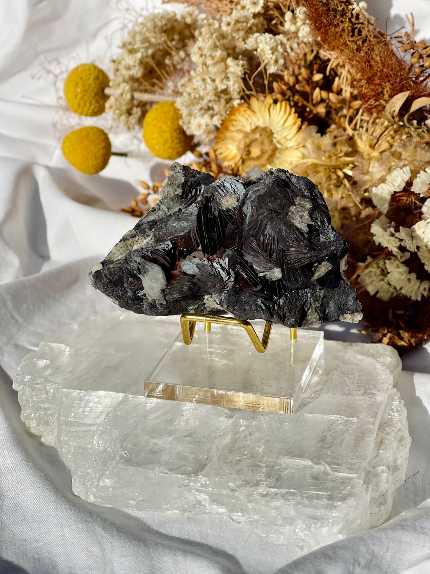 Black Rose Specularite With Quartz #1