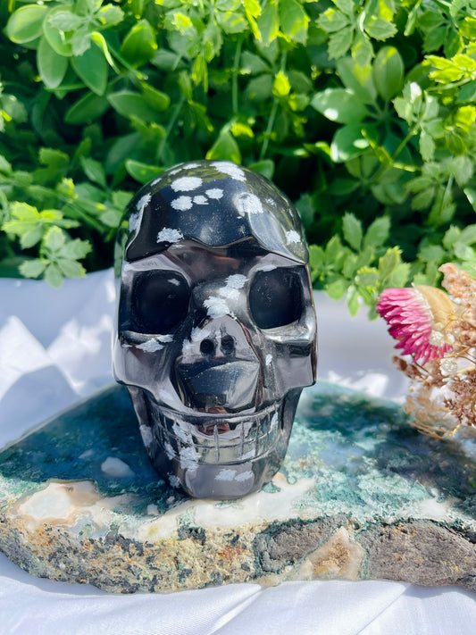 Snow Flake Obsidian Skull